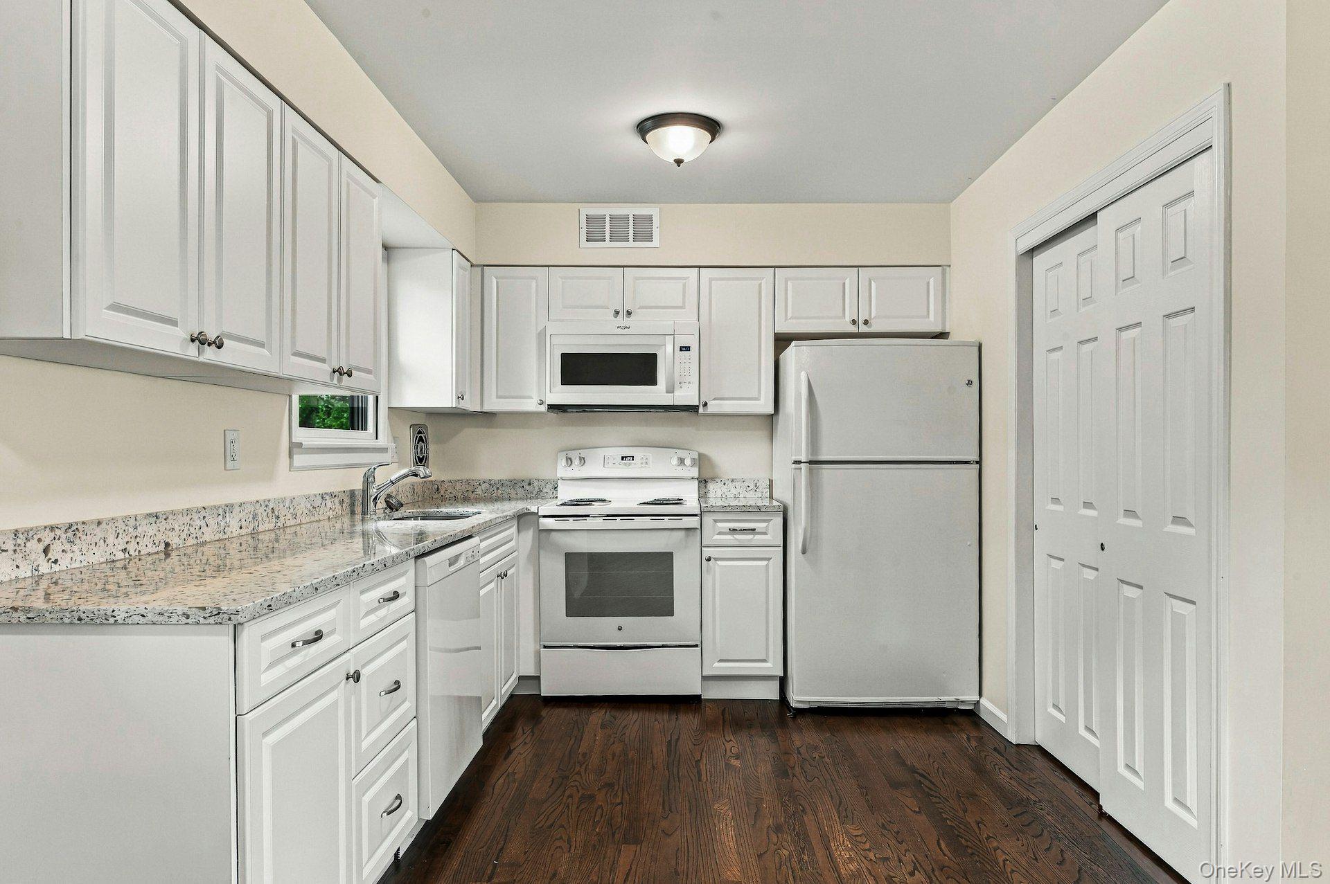 22-24 Conifer Court Property Photo 26
