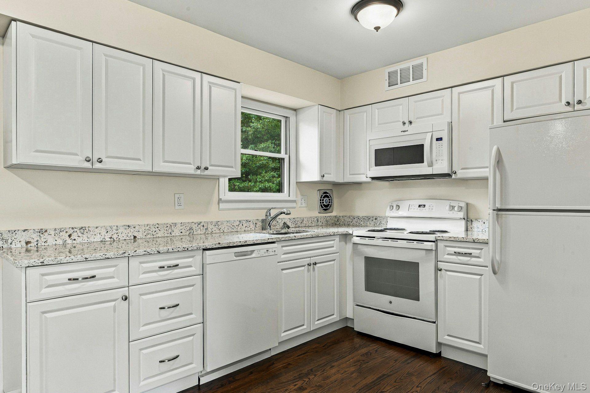 22-24 Conifer Court Property Photo 27