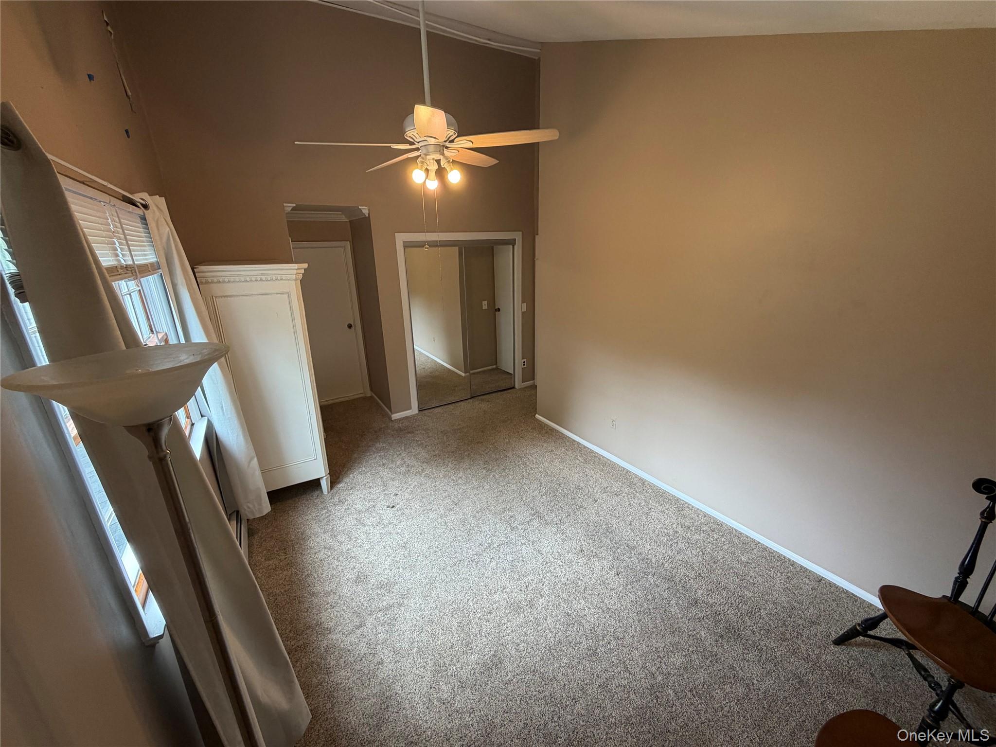 928 Connetquot Avenue Property Photo 7