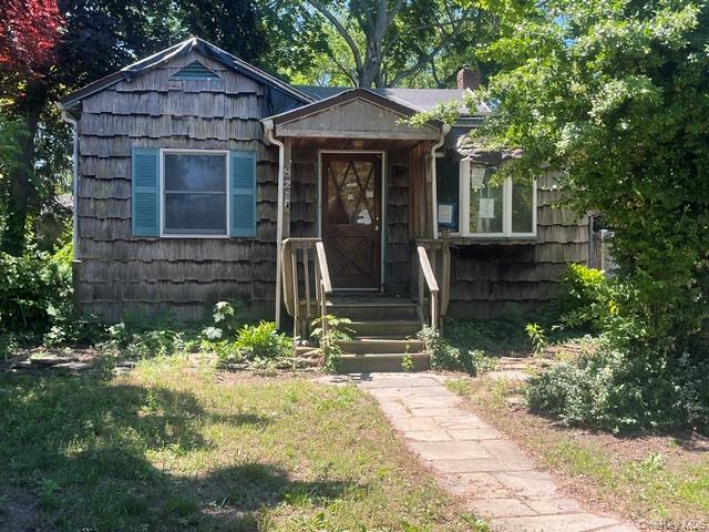 82 4th Street Property Photo 1