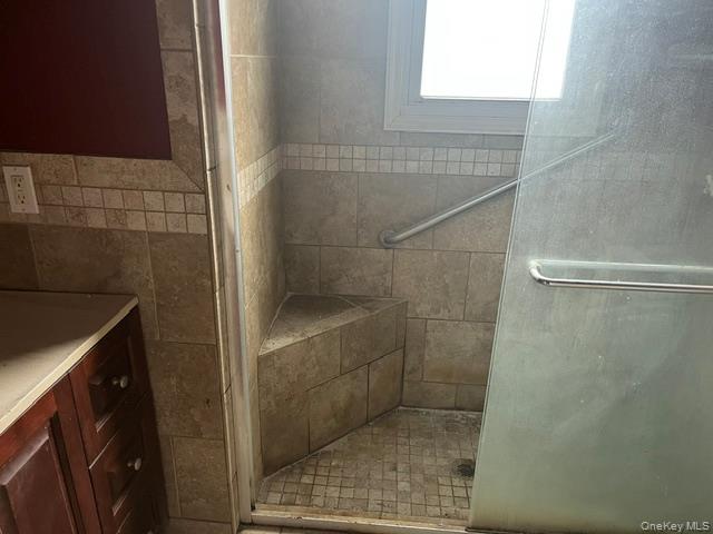 82 4th Street Property Photo 5