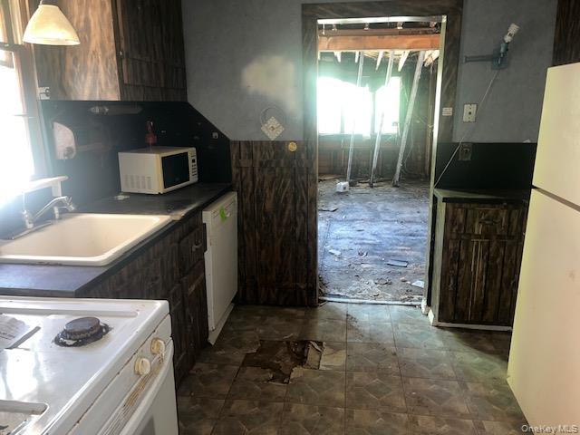 82 4th Street Property Photo 6