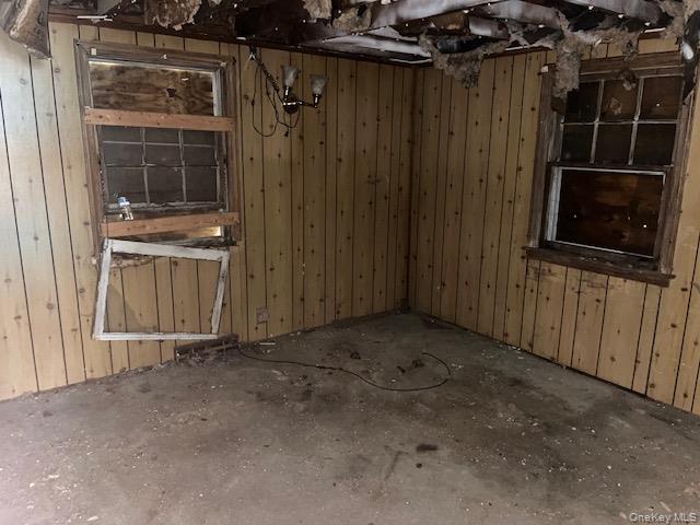 82 4th Street Property Photo 8