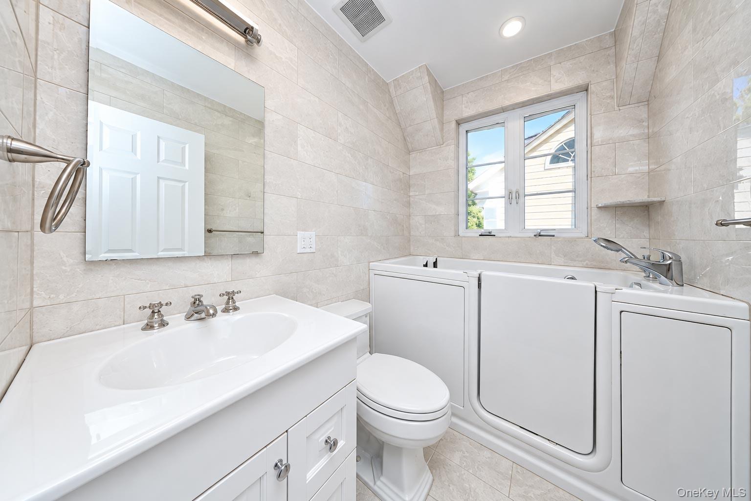 27-26 168th Street Property Photo 17