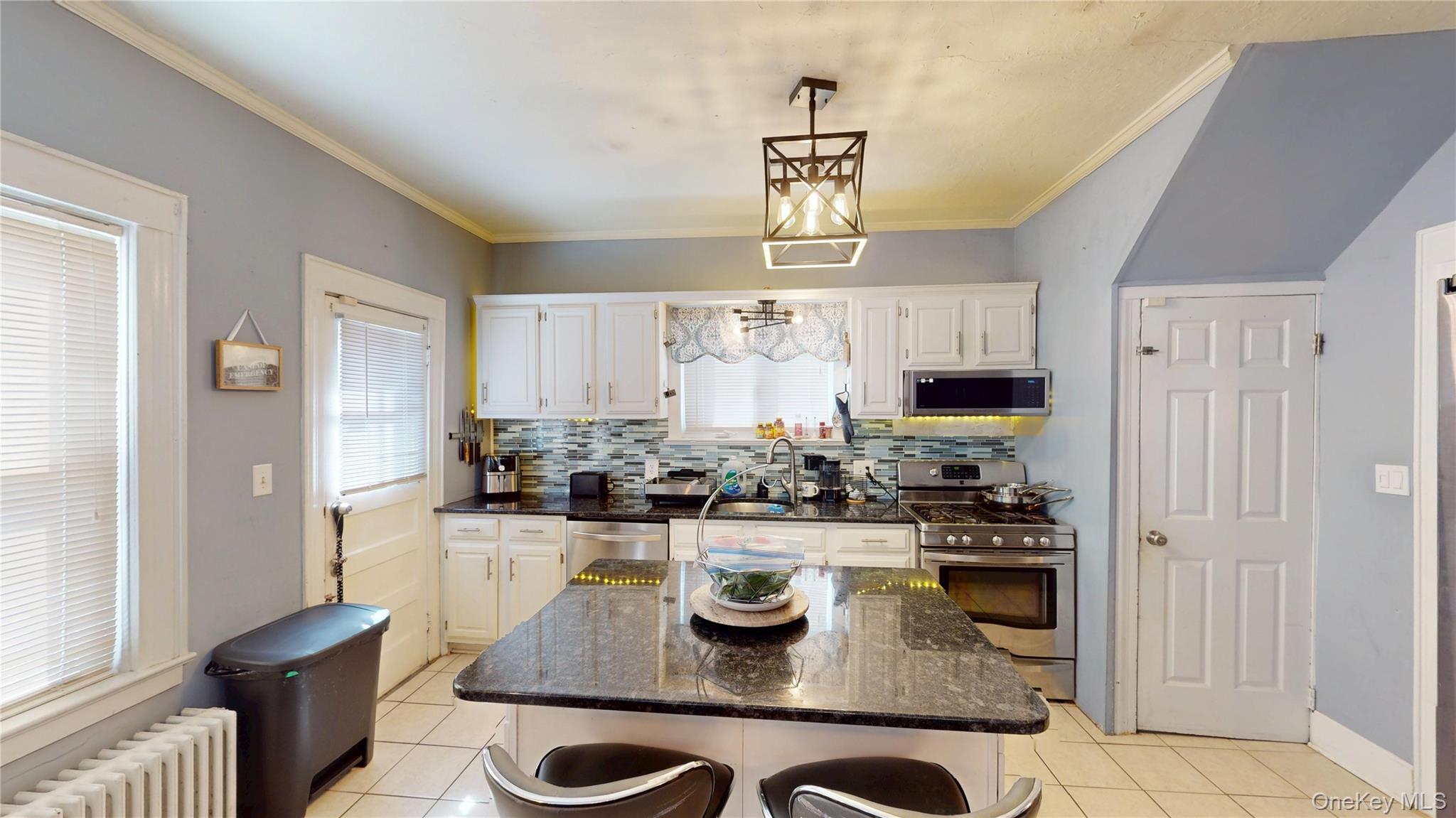 88 Grand Avenue Property Photo 9