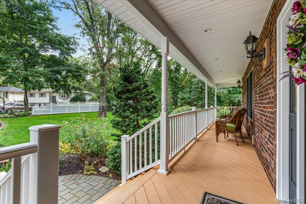 53 State Place Property Photo 2