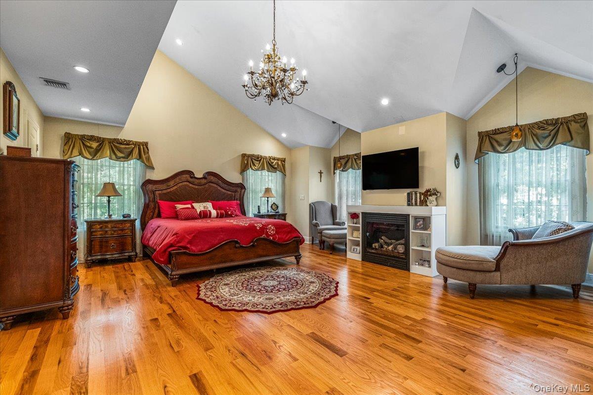 53 State Place Property Photo 12