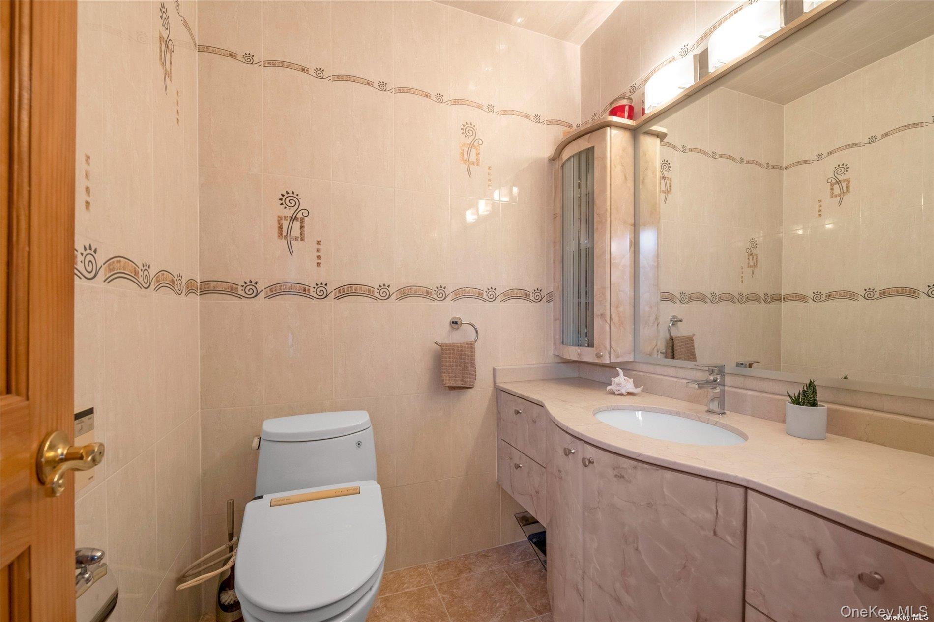 65-24 Ellwell Crescent Property Photo 14