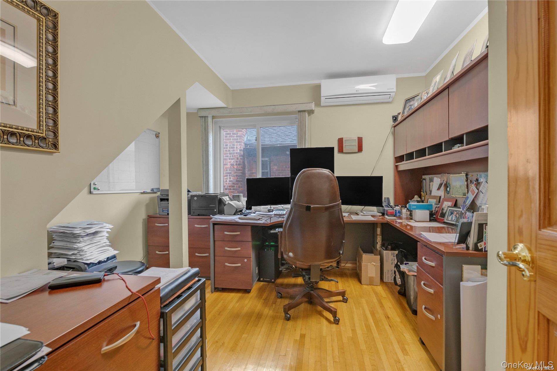 65-24 Ellwell Crescent Property Photo 19