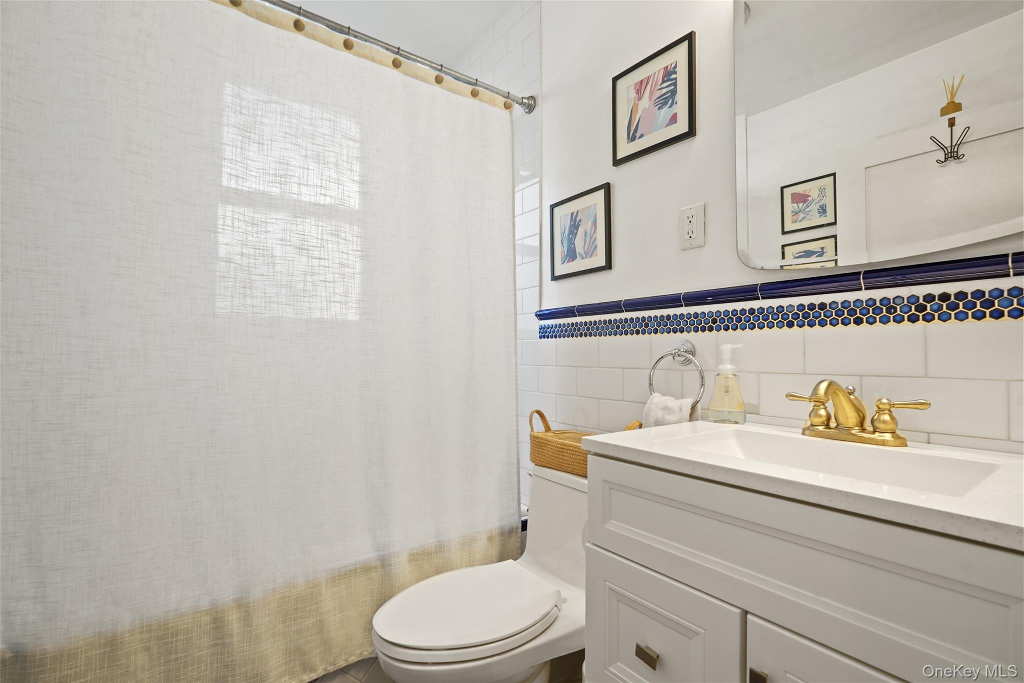 315 Stanley Avenue Property Photo 10