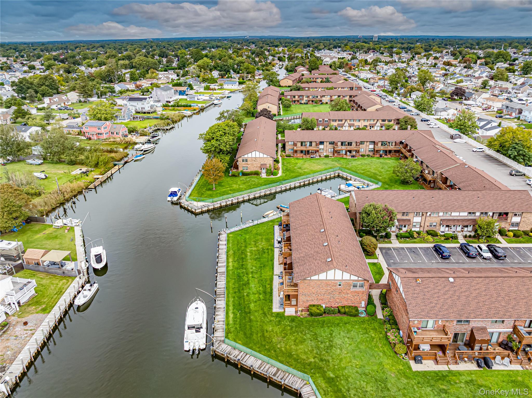 337 Mariners Way 337 Property Photo 1