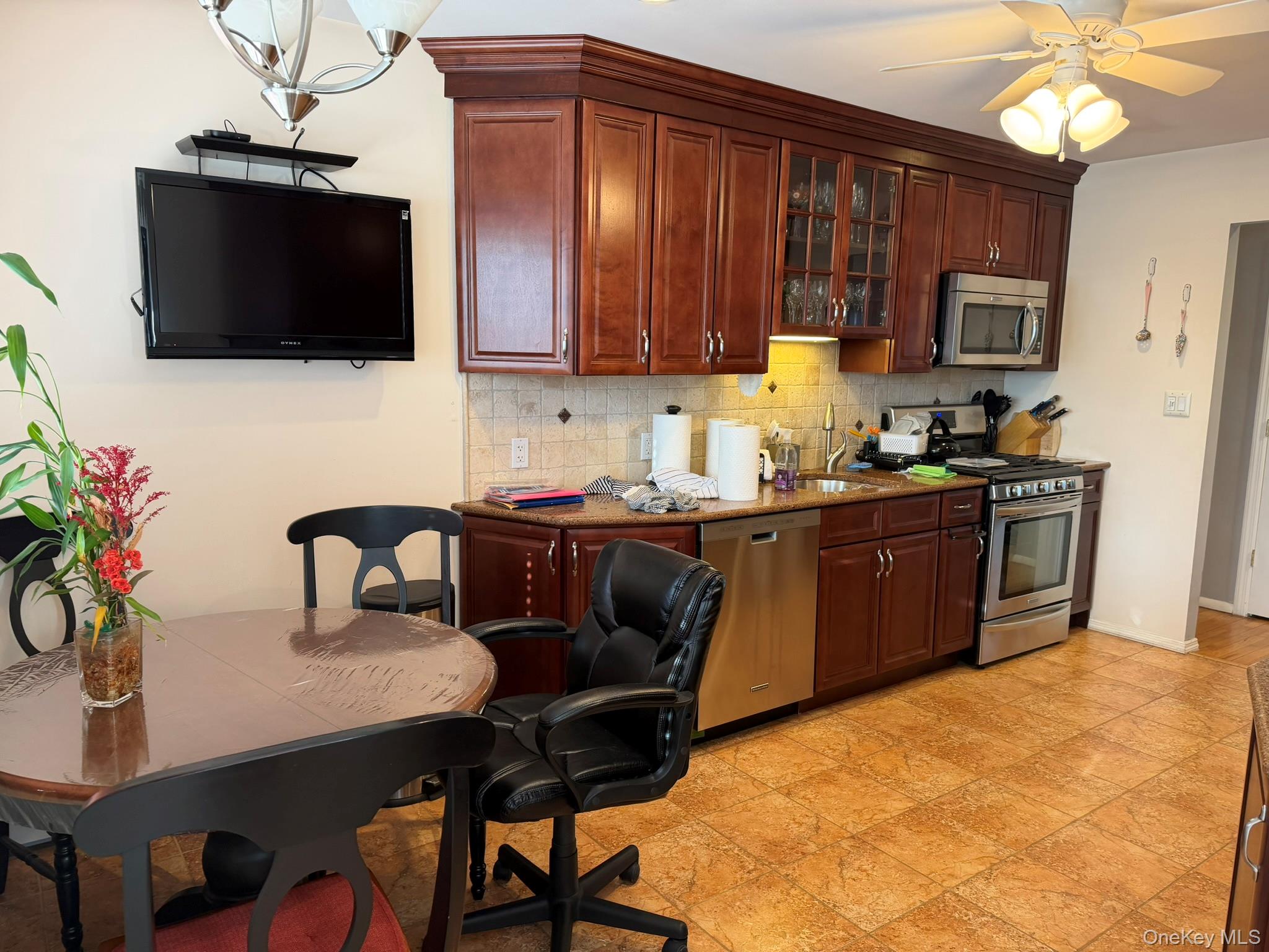 508 Nolting Avenue Property Photo 3