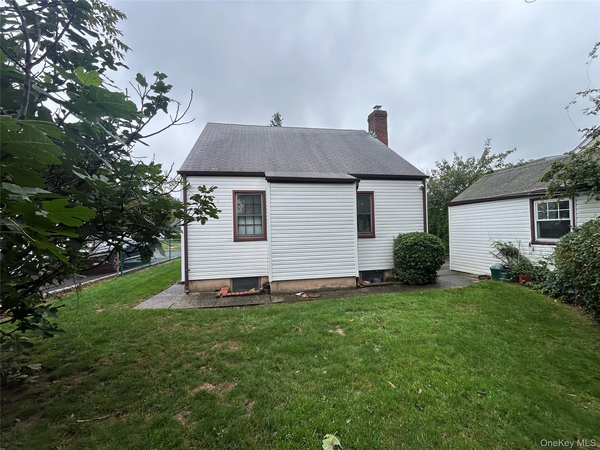 304 Lorraine Street Property Photo 14