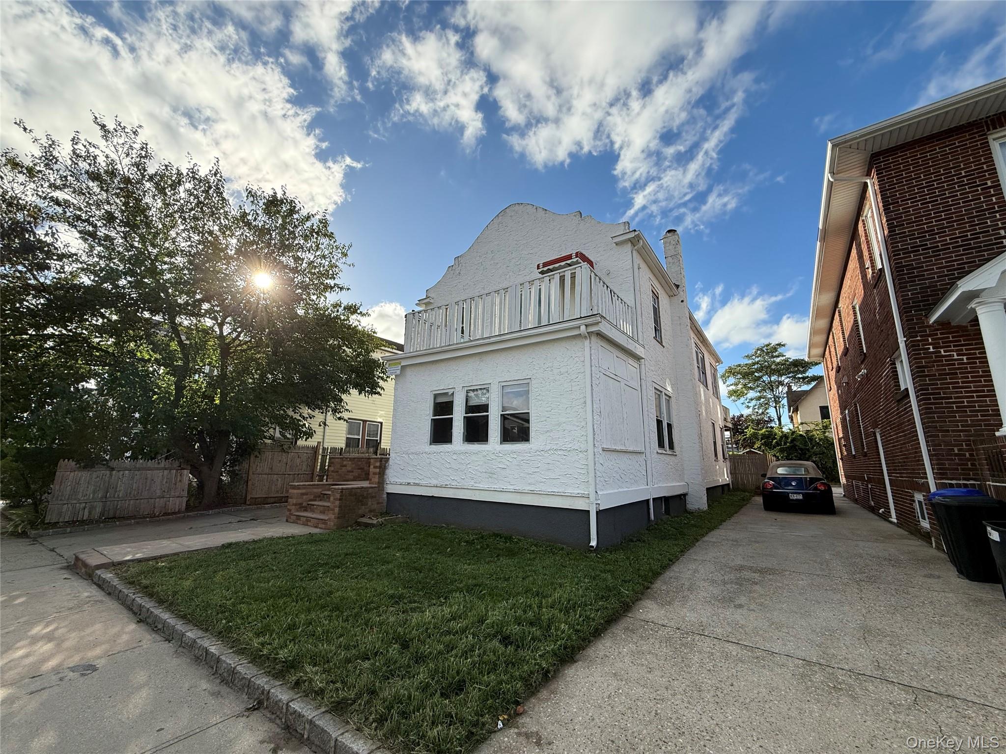 36 E Fulton Street Property Photo 3