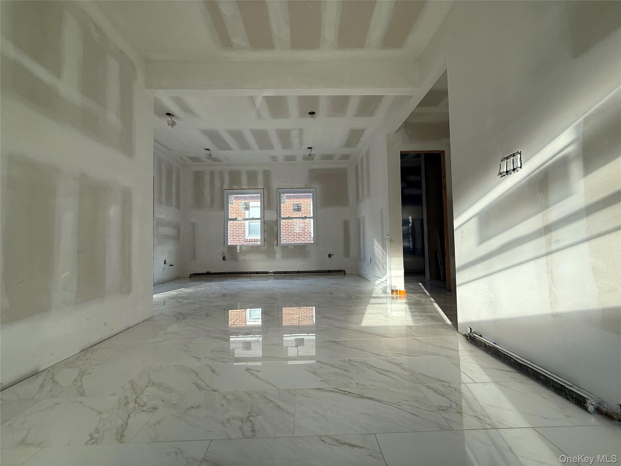 36 E Fulton Street Property Photo 6