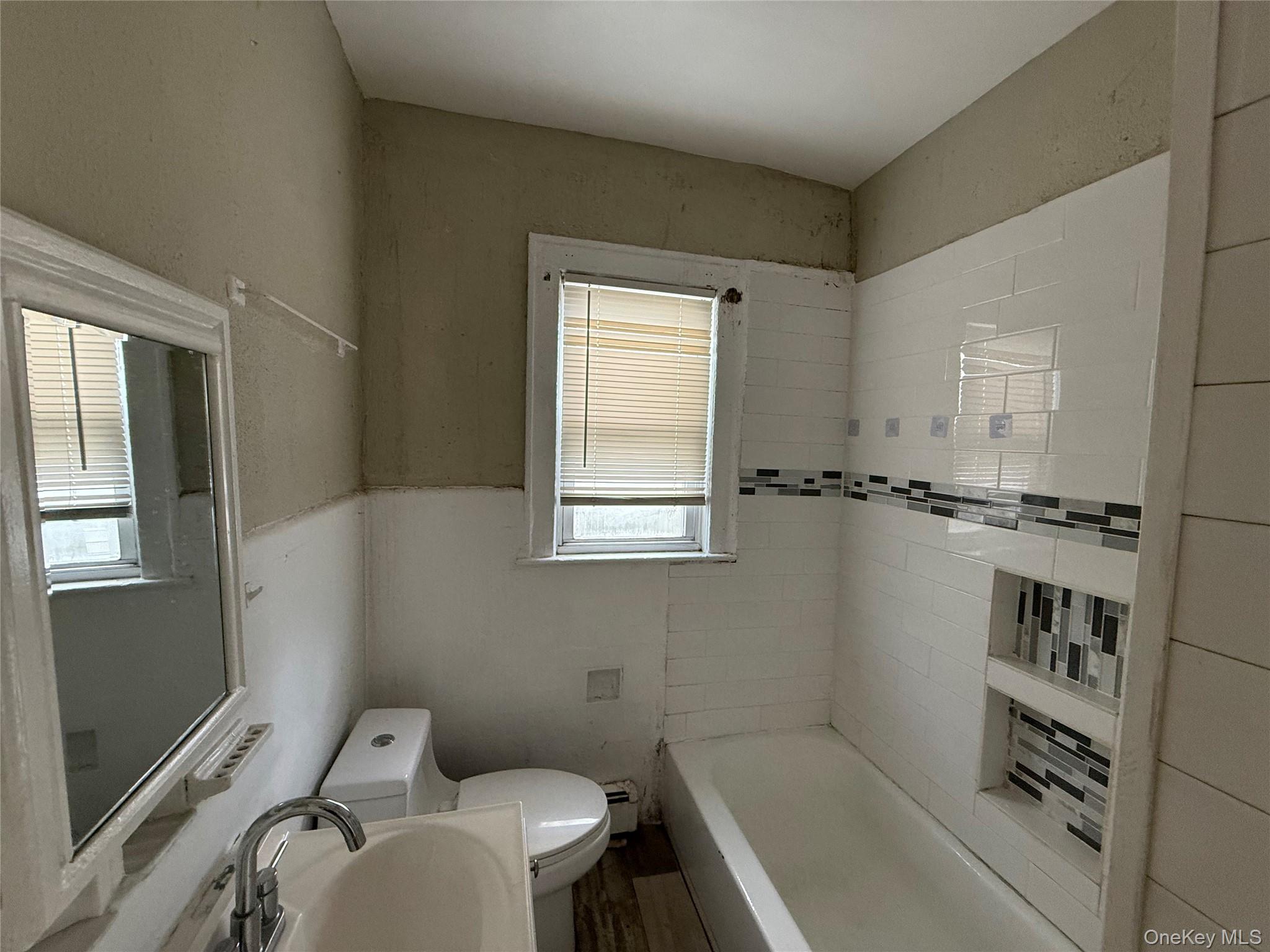 36 E Fulton Street Property Photo 16