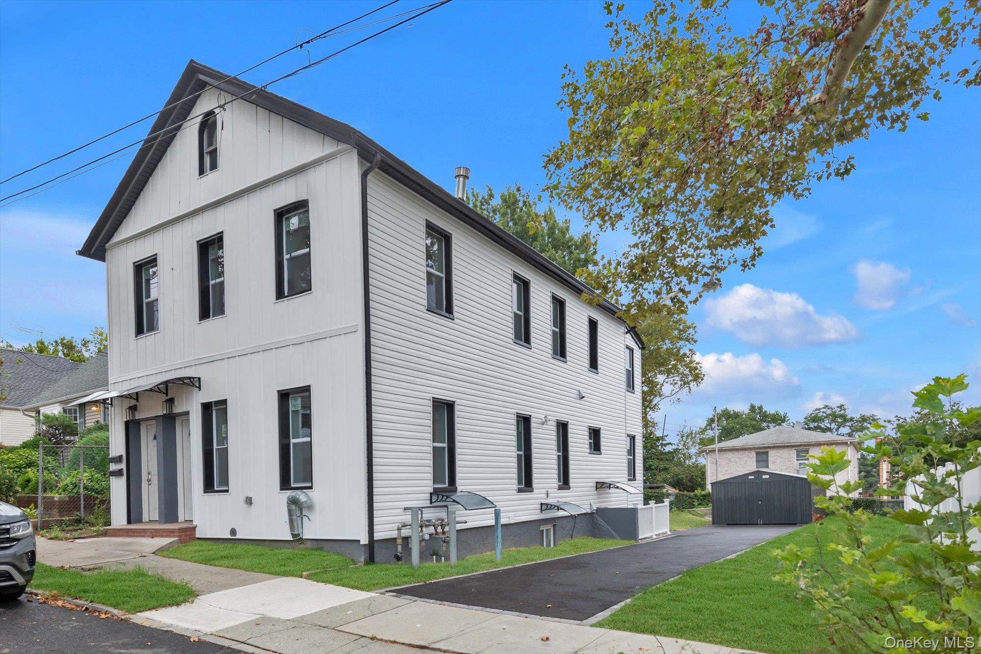2511 126th Street Property Photo 1