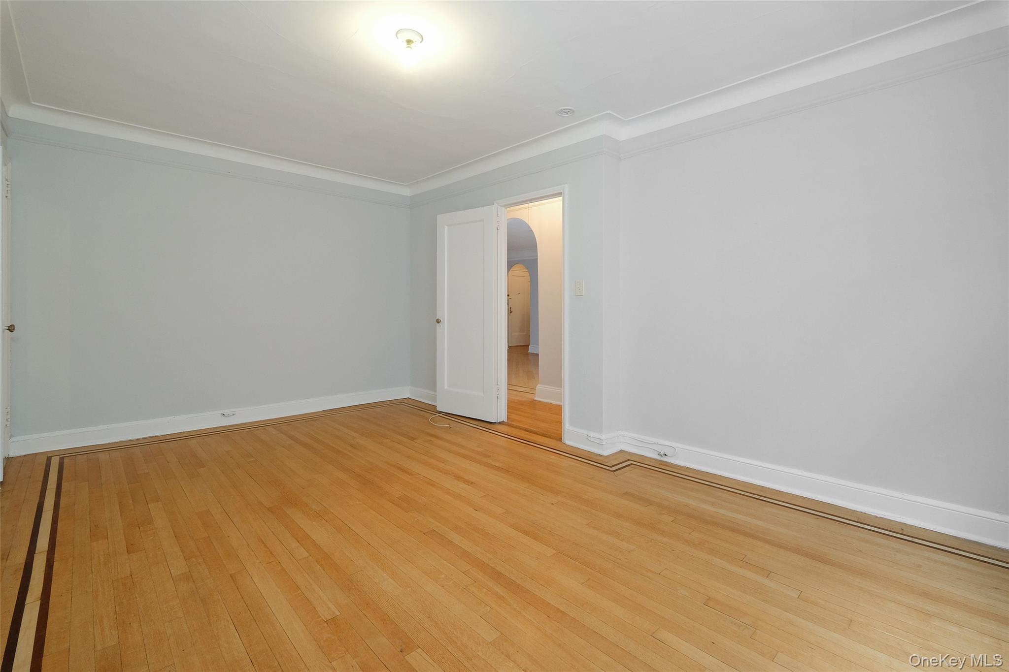 1 Broad Parkway 4l Property Photo 20