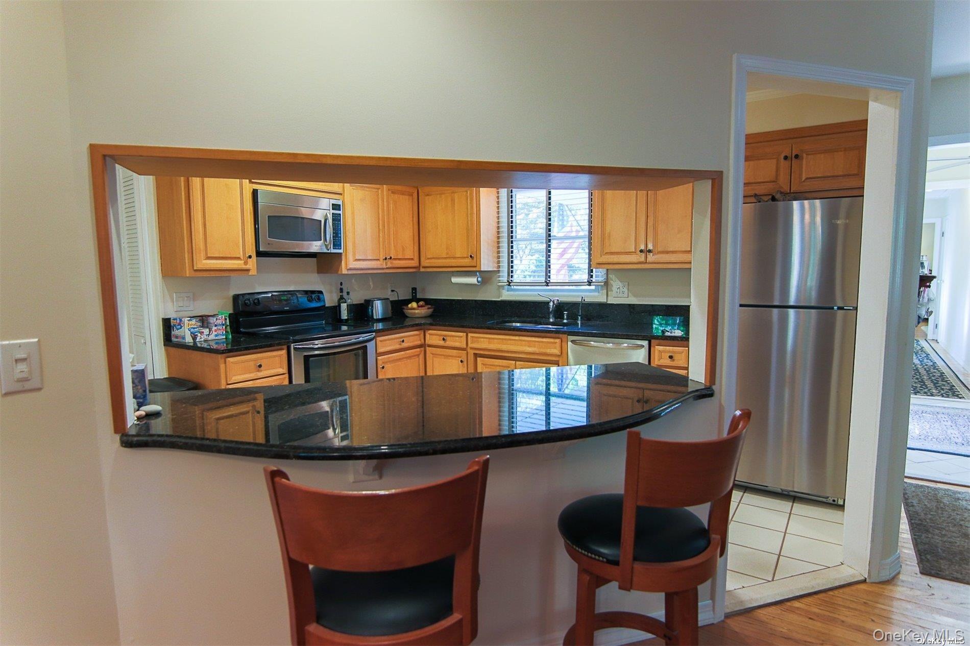 101 N Country Road Property Photo 11