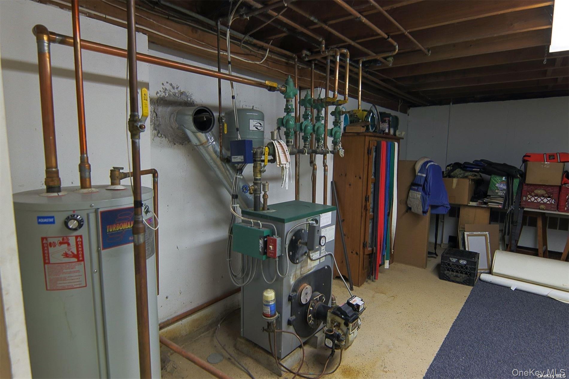 101 N Country Road Property Photo 21