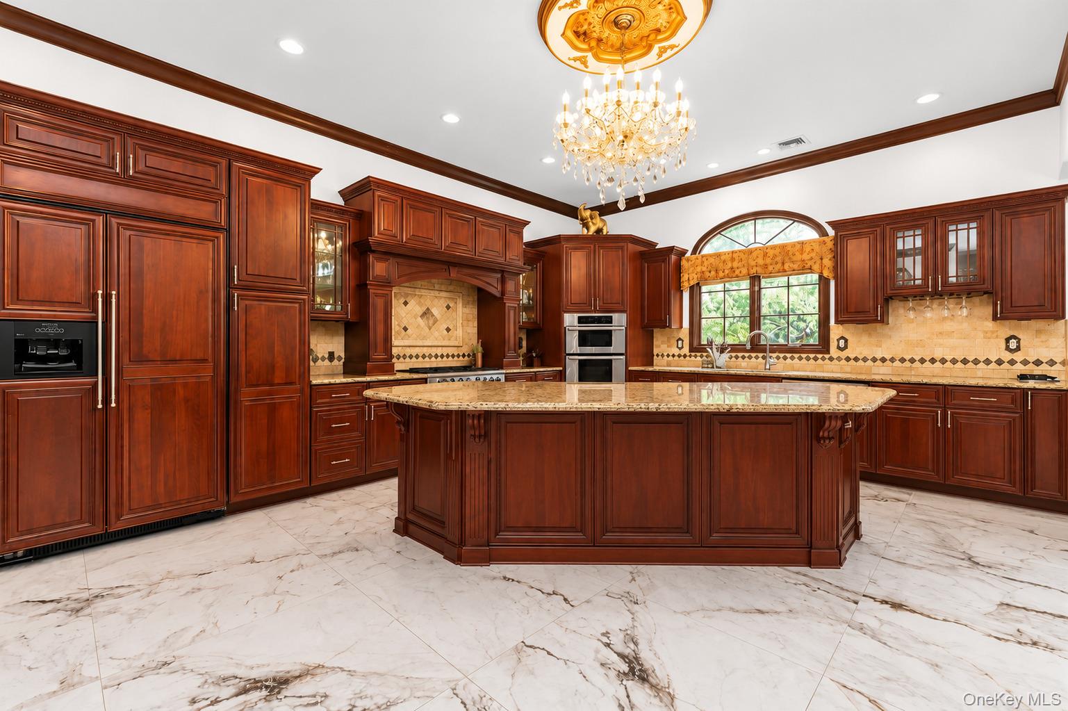 65 Threepence Drive Property Photo 11