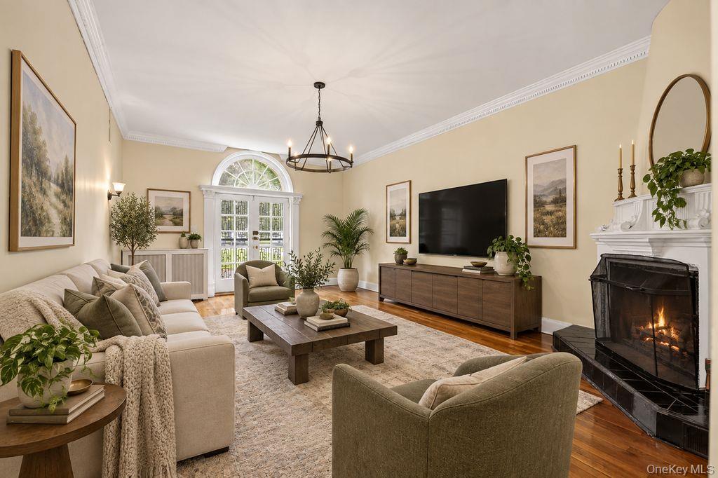 111 N Broadway C Property Photo 7