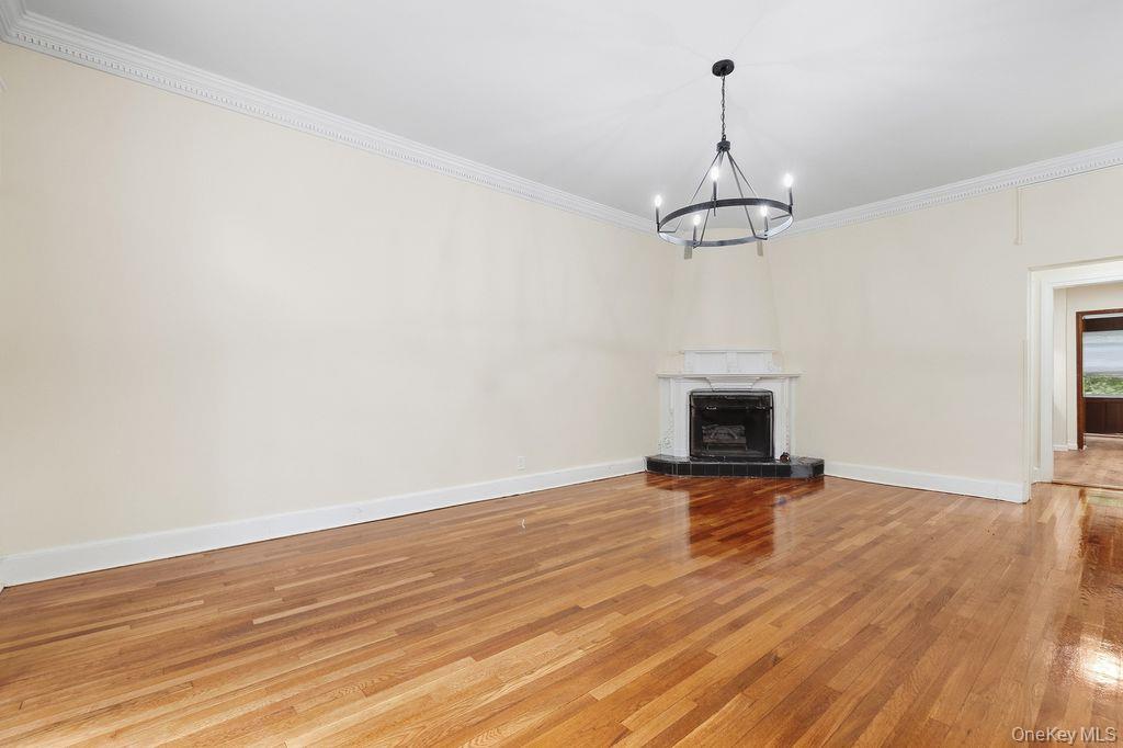 111 N Broadway C Property Photo 8