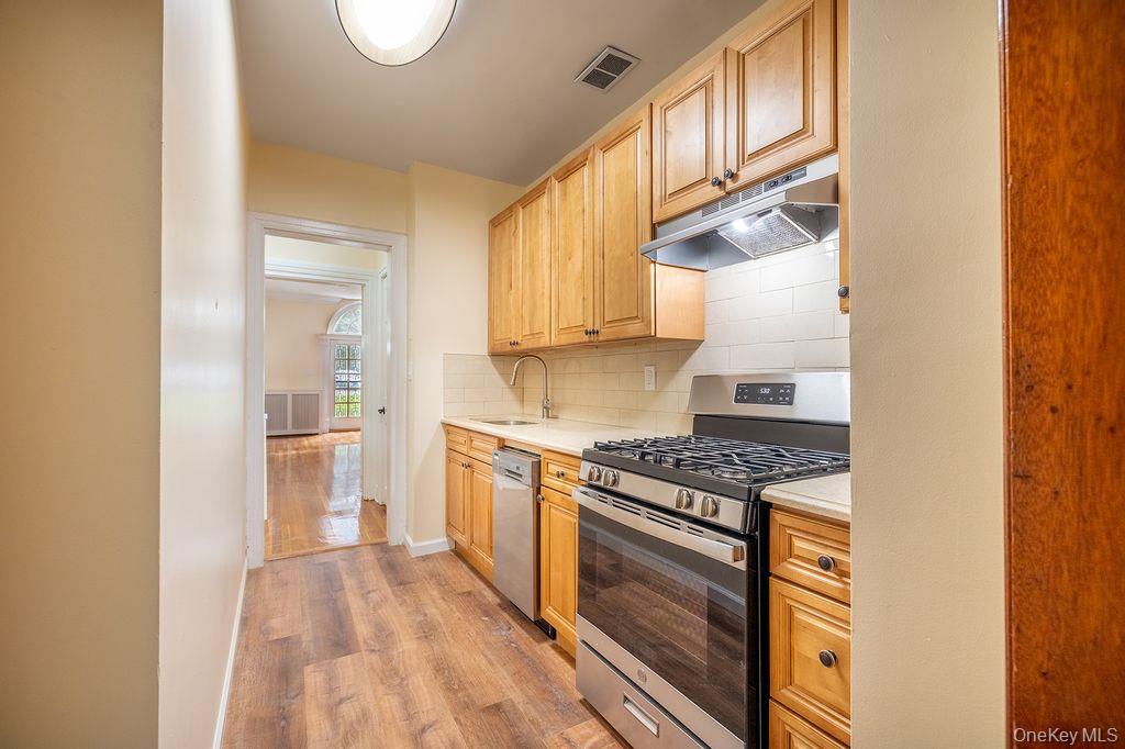 111 N Broadway C Property Photo 14