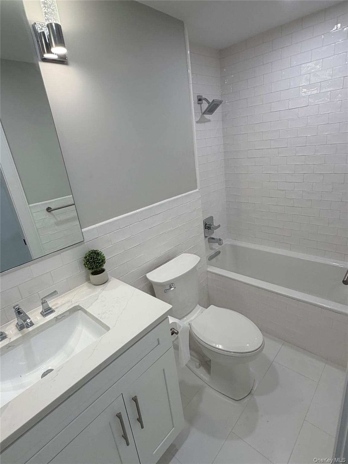 15419 Riverside Drive 24b Property Photo 17