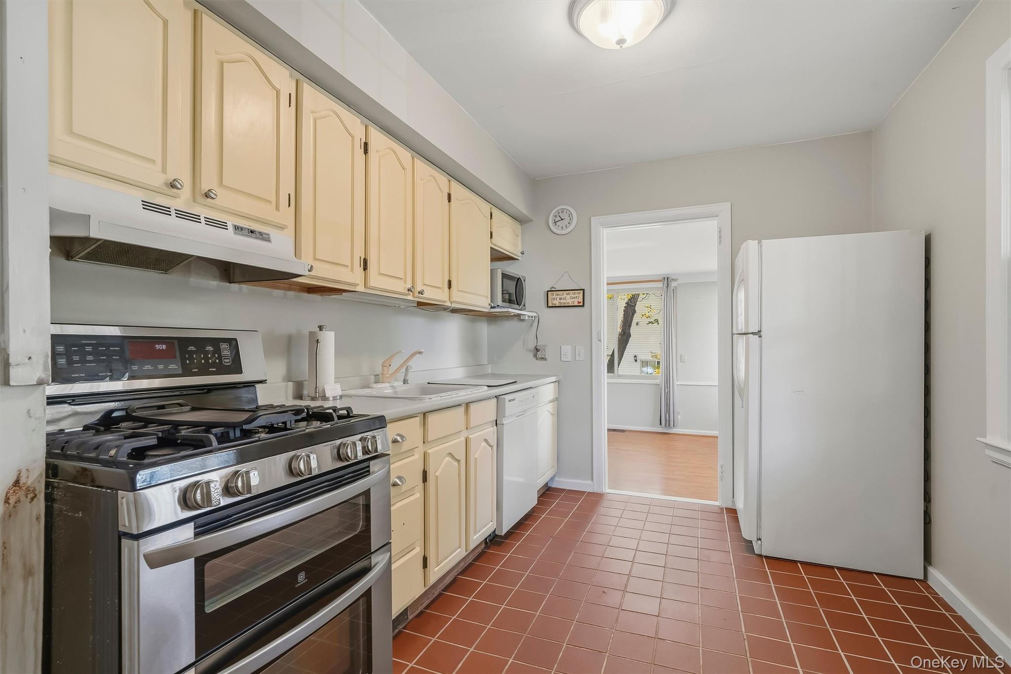 514 Round Lake Park Road Property Photo 7
