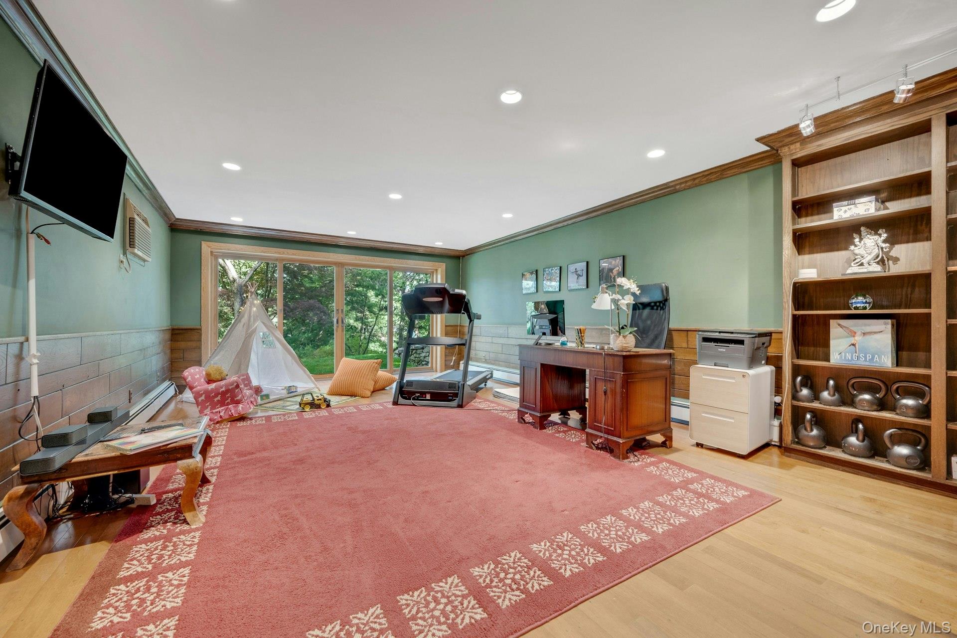 1 Leone Close Property Photo 33