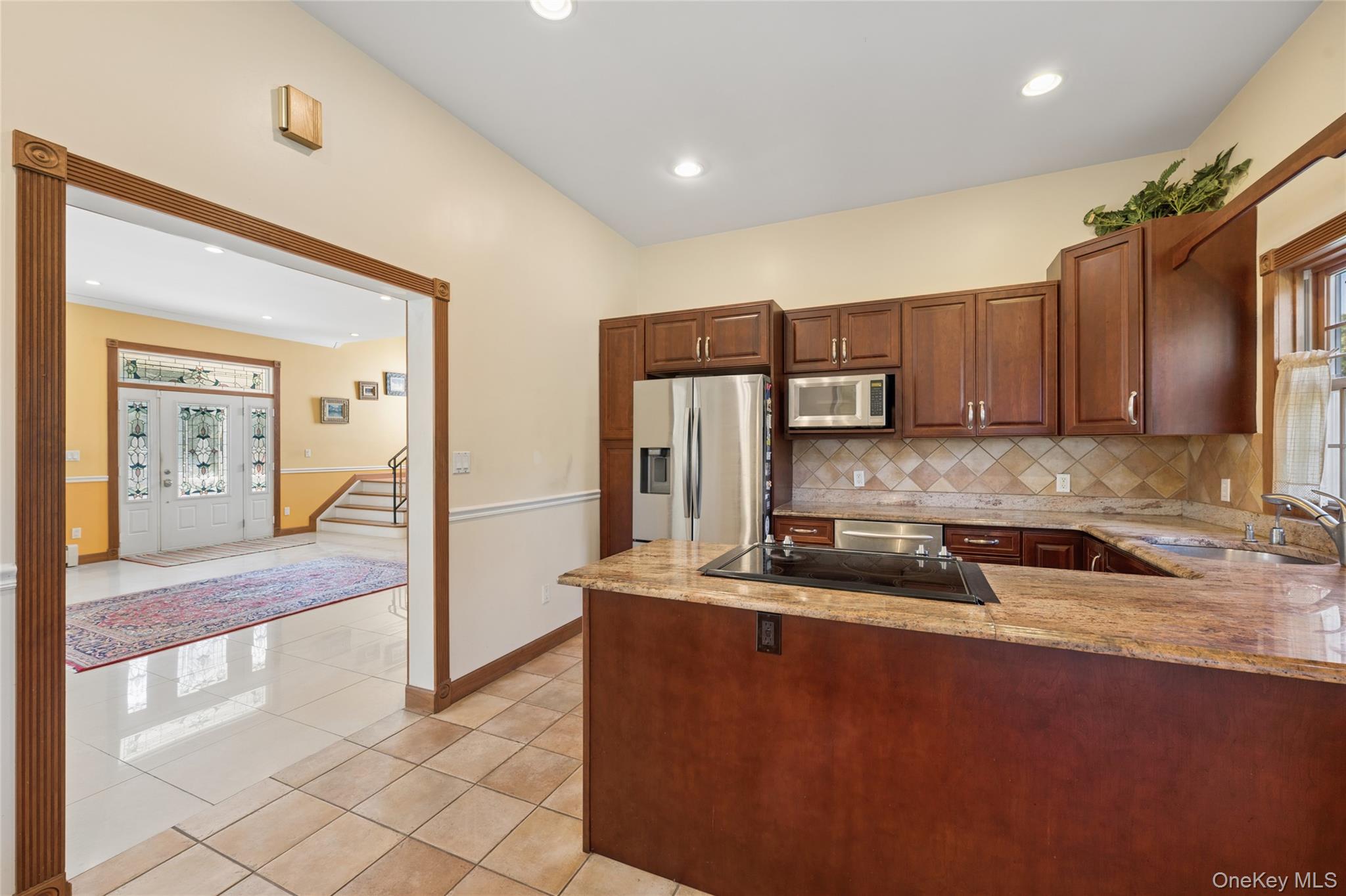 471 Southport Street Property Photo 12