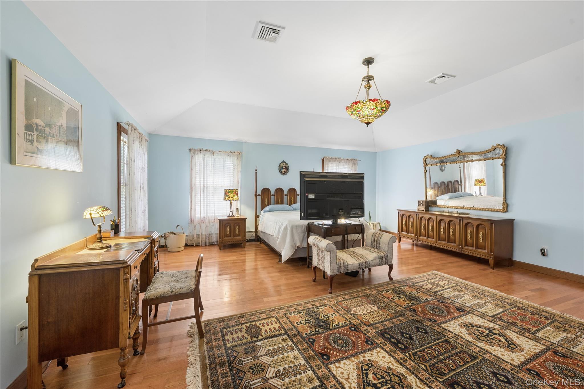 471 Southport Street Property Photo 17