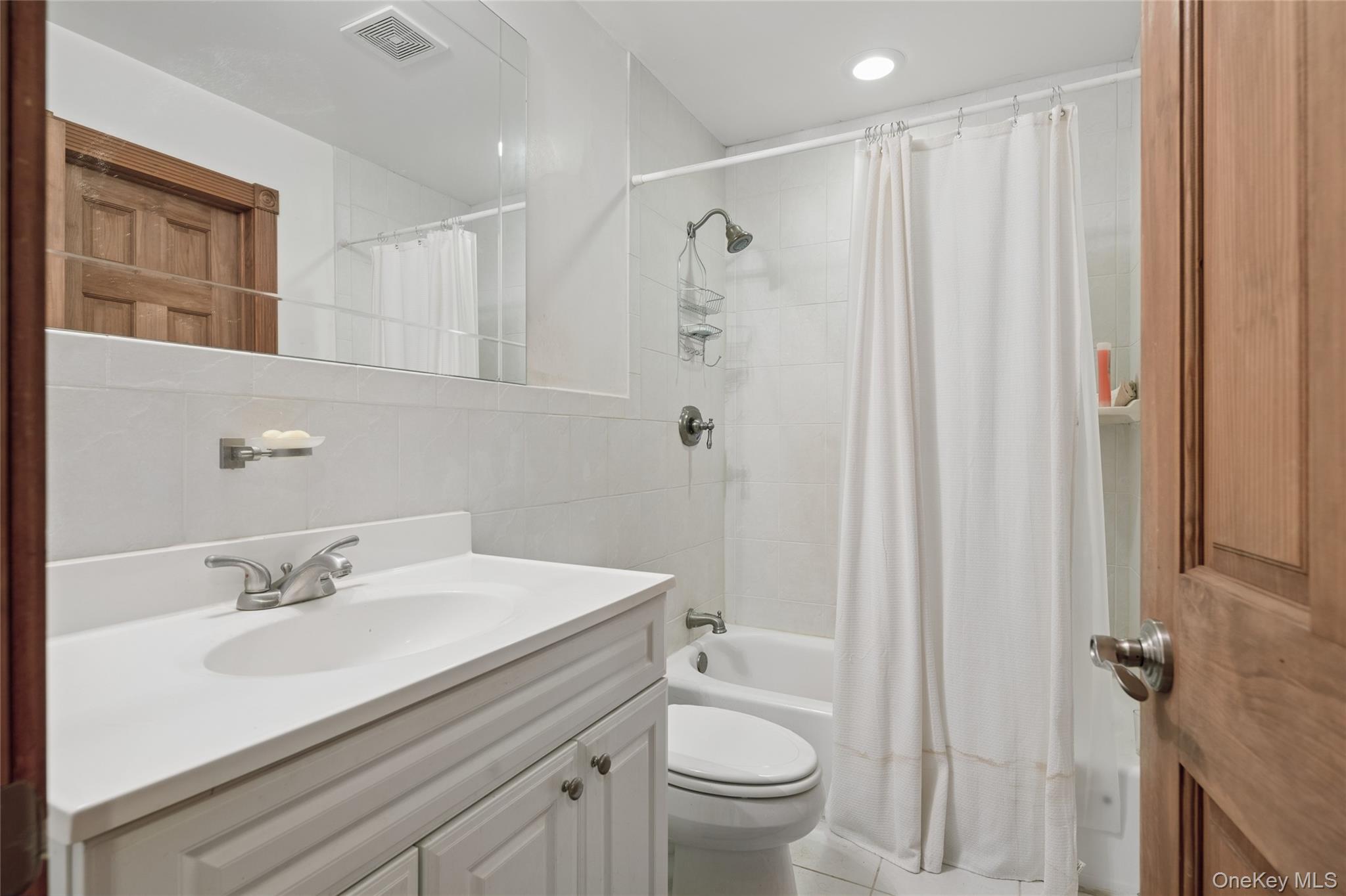 471 Southport Street Property Photo 21
