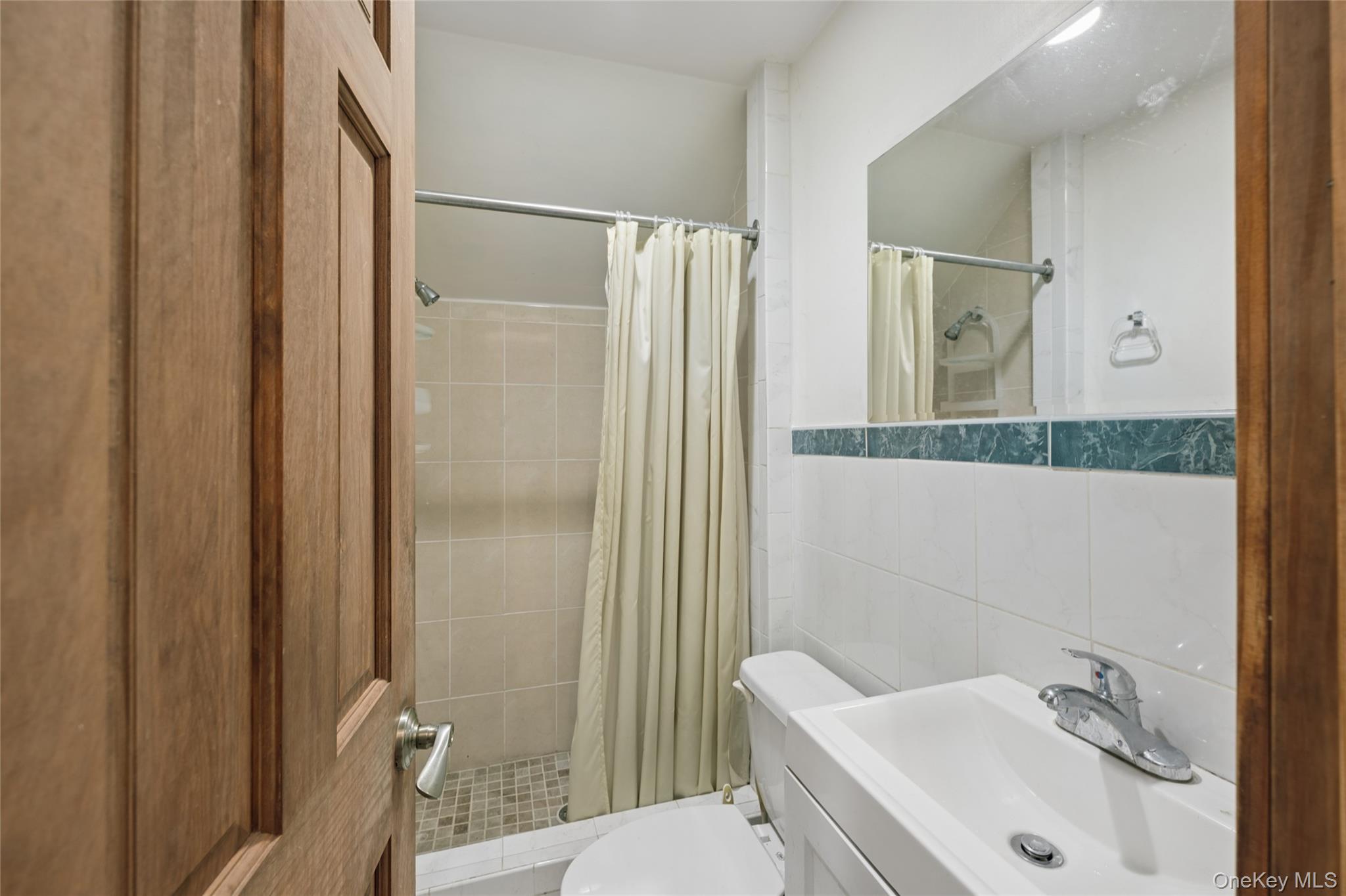 471 Southport Street Property Photo 23