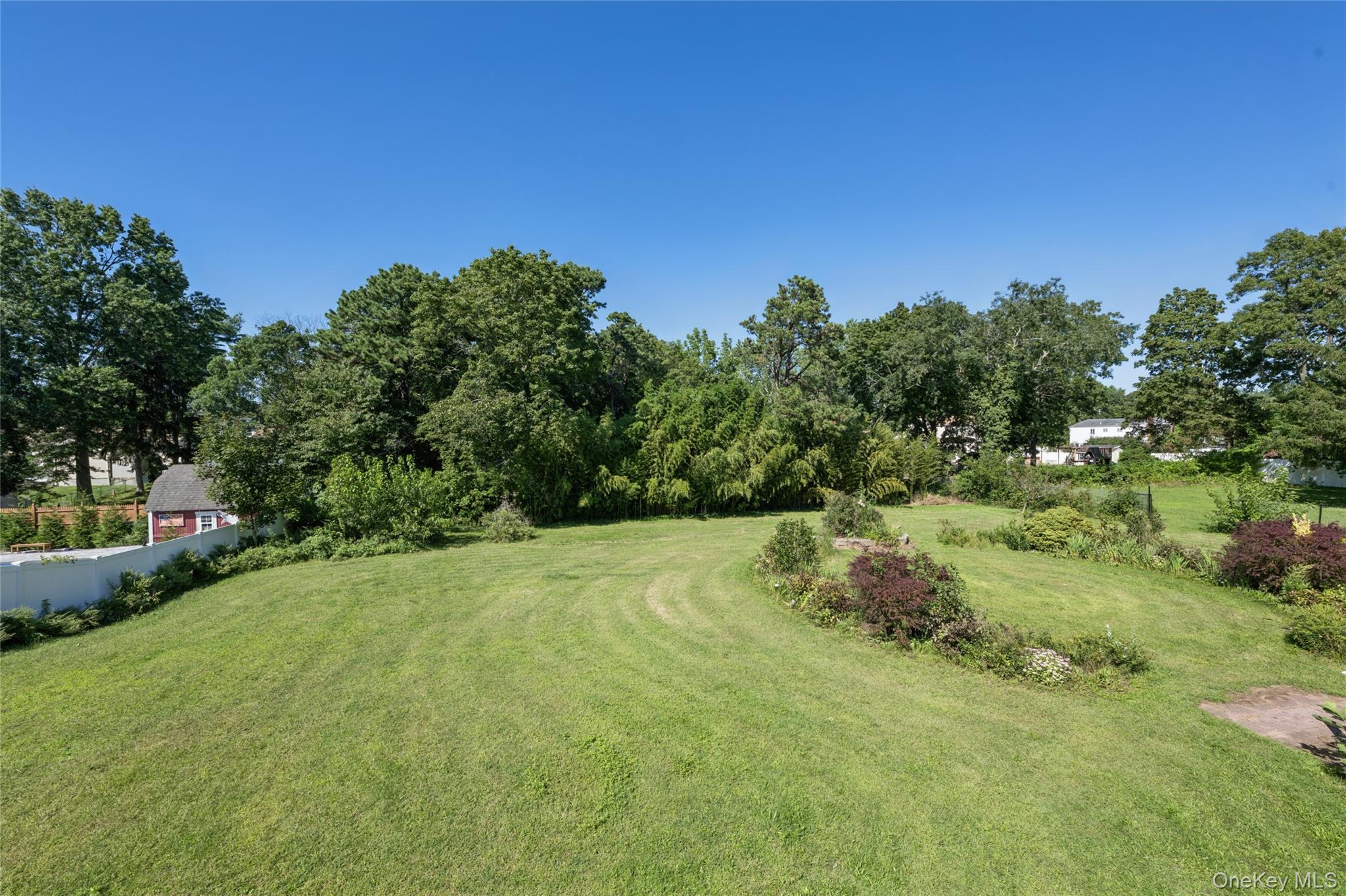 471 Southport Street Property Photo 35