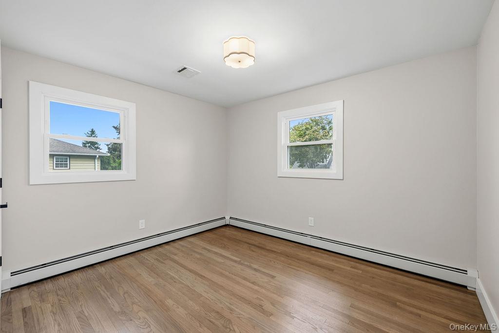 132 S Conger Avenue Property Photo 7