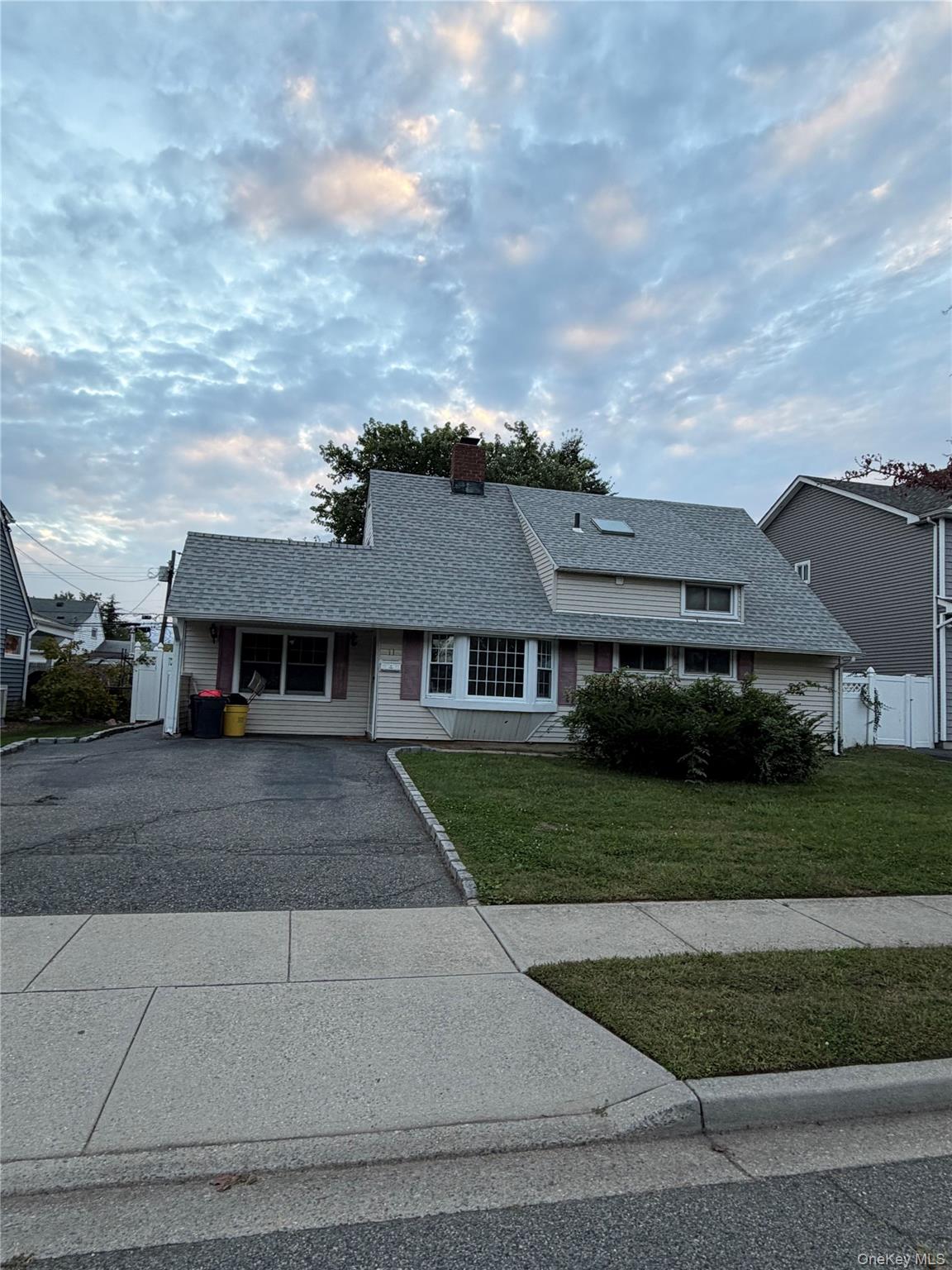 11 Acre Lane Property Photo 1