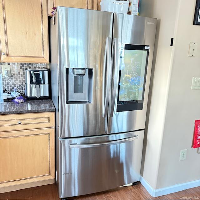 7219 Sandy Dune Way Property Photo 4