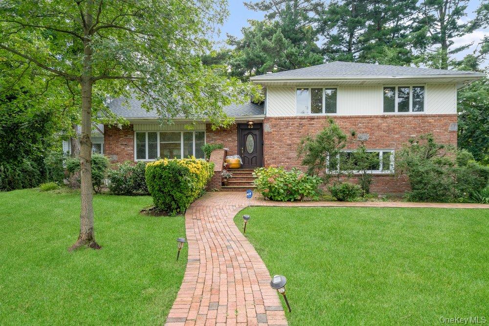 40 Pool Drive Property Photo 1