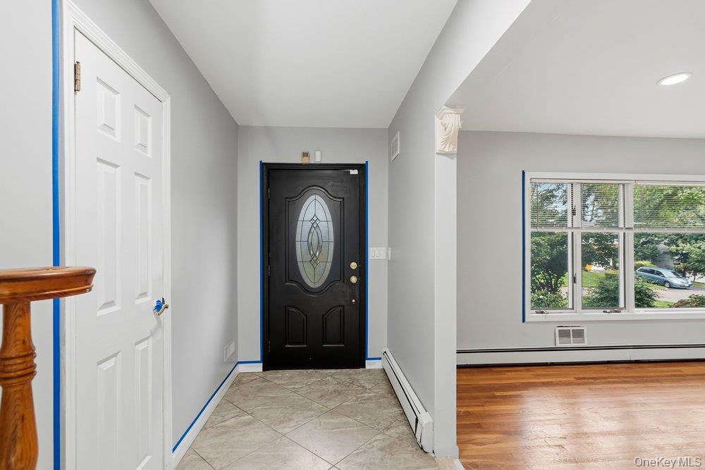 40 Pool Drive Property Photo 6