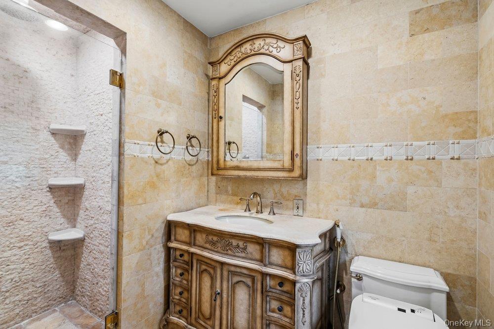 40 Pool Drive Property Photo 24