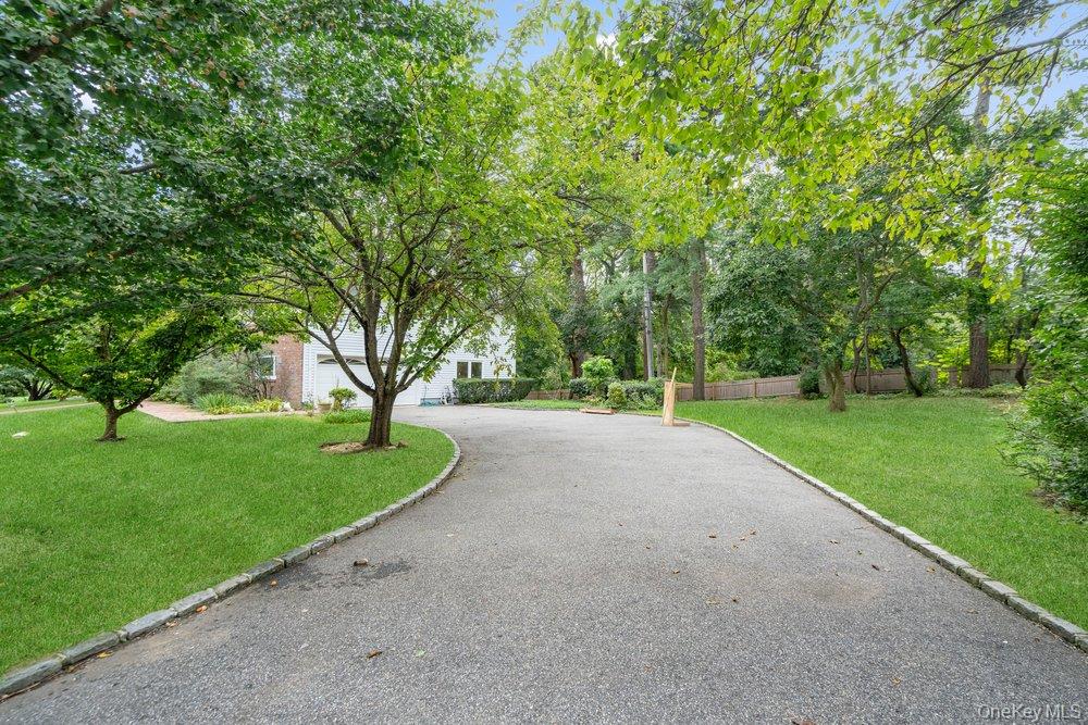40 Pool Drive Property Photo 43