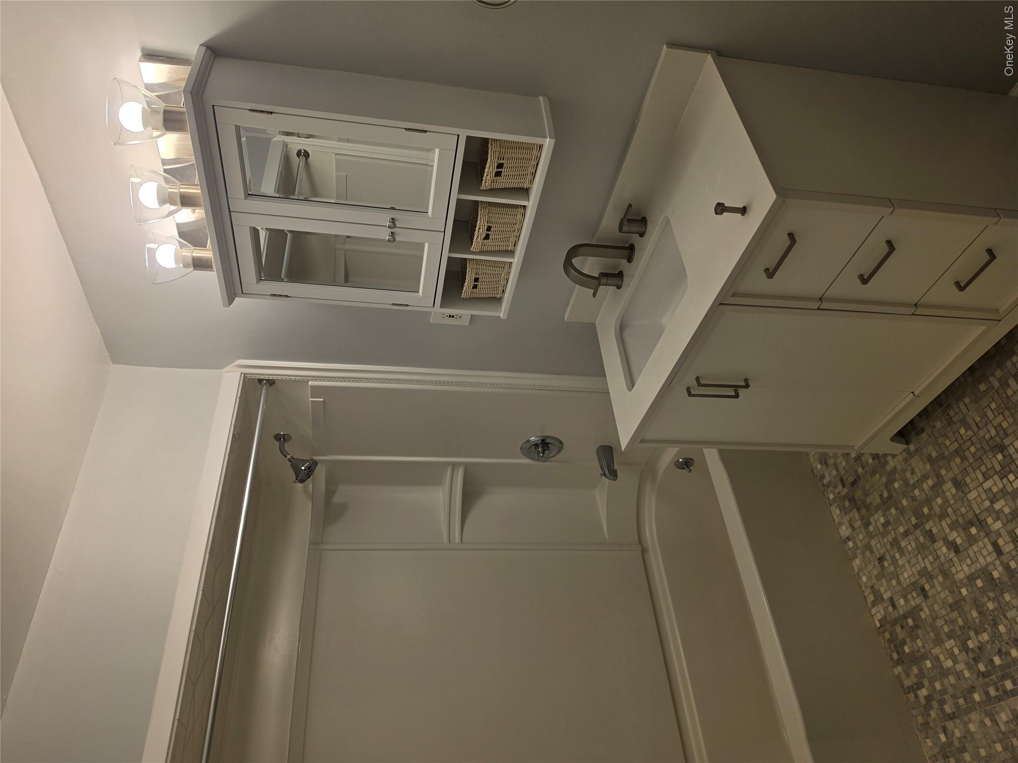 21 Orchard Heights Property Photo 8