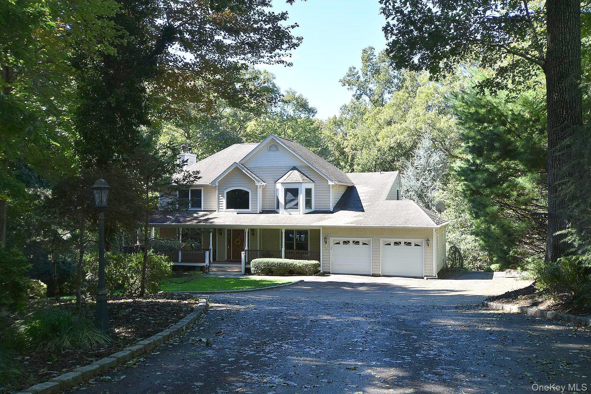 230 W Woodland Drive Property Photo 33
