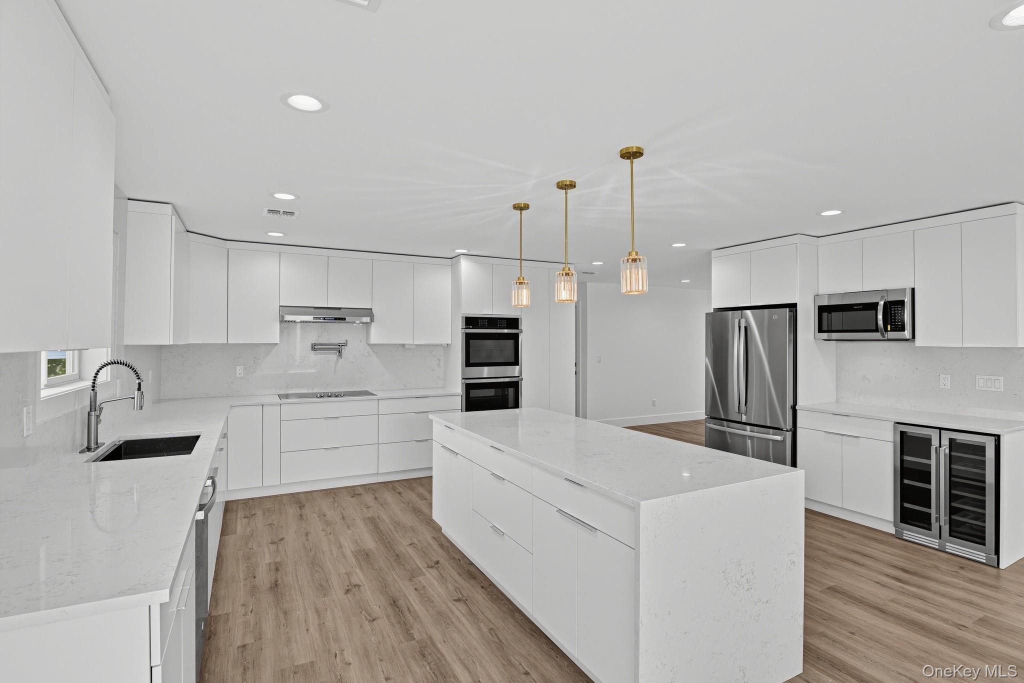 2337 Westley Road Property Photo 4