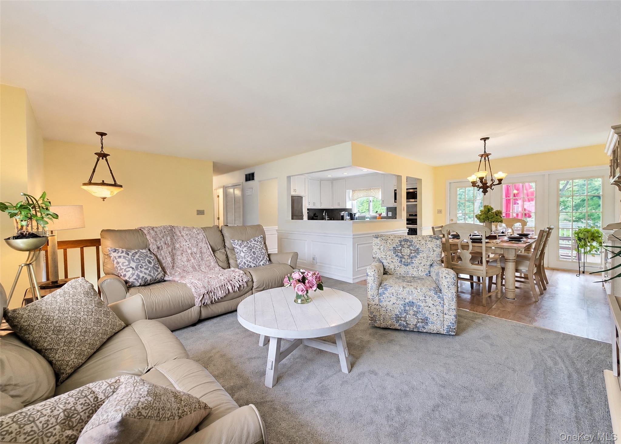 167 Glenmere Way Property Photo 4