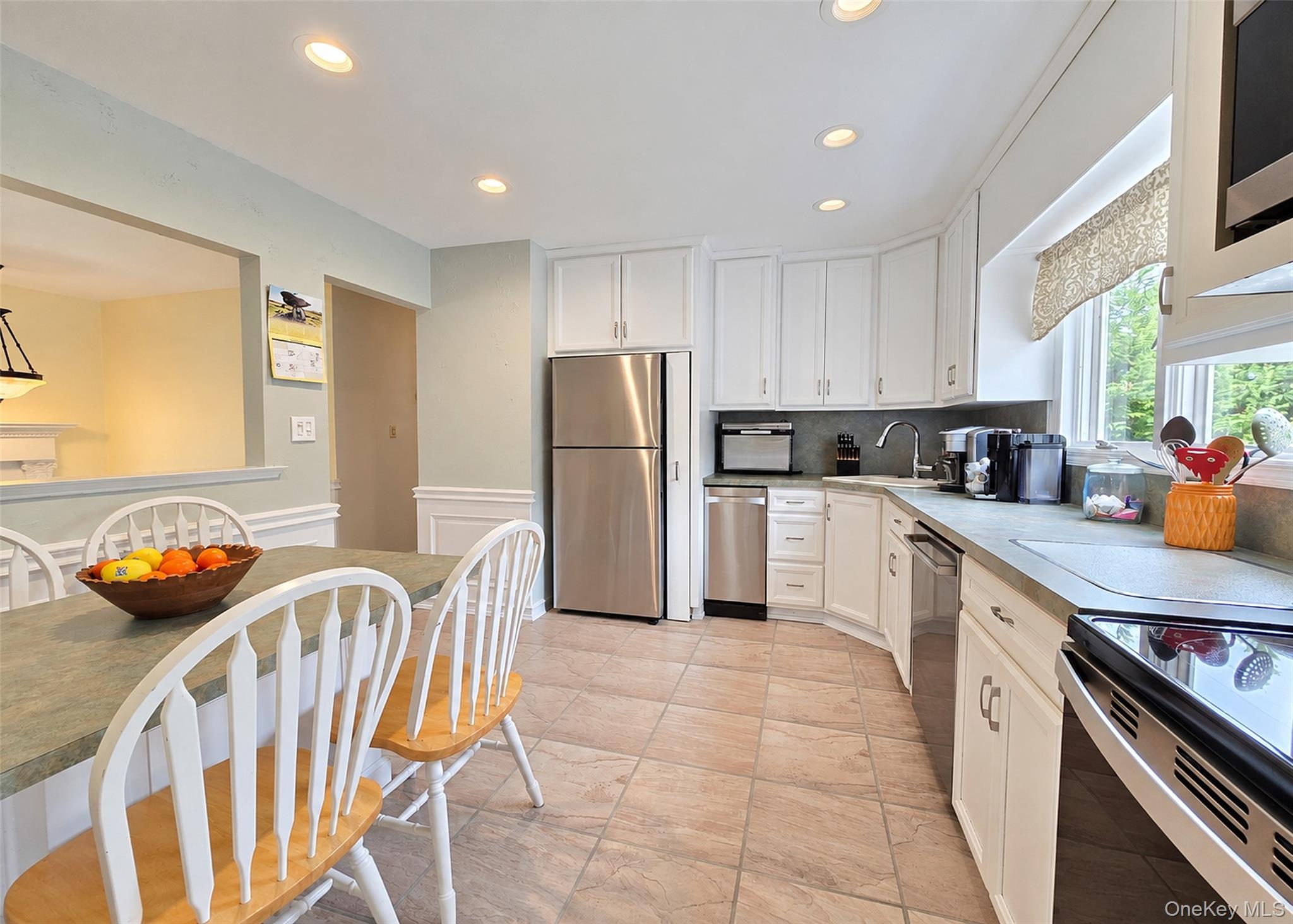 167 Glenmere Way Property Photo 7