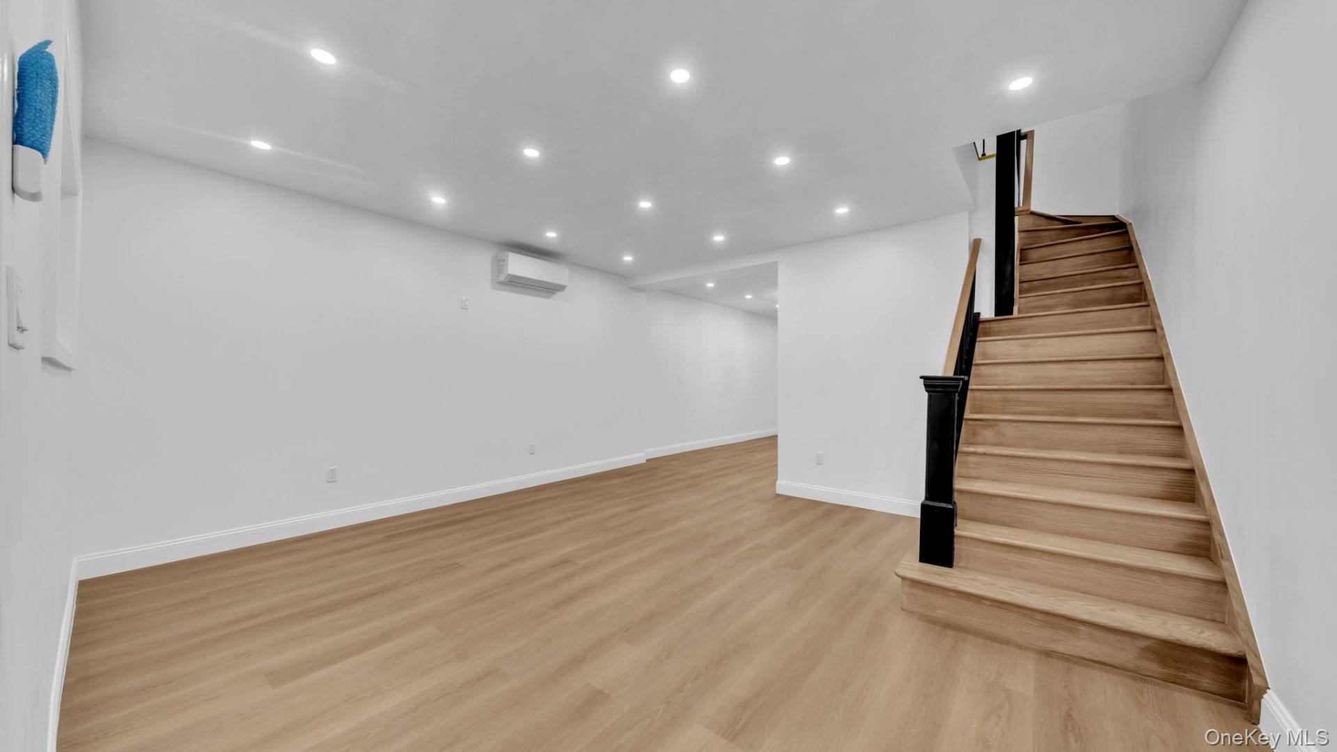 3720 Dyre Avenue Property Photo 14
