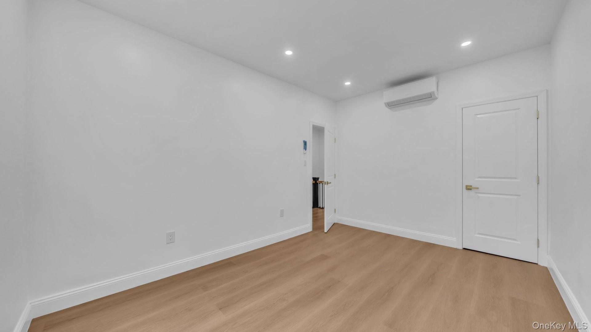 3720 Dyre Avenue Property Photo 26